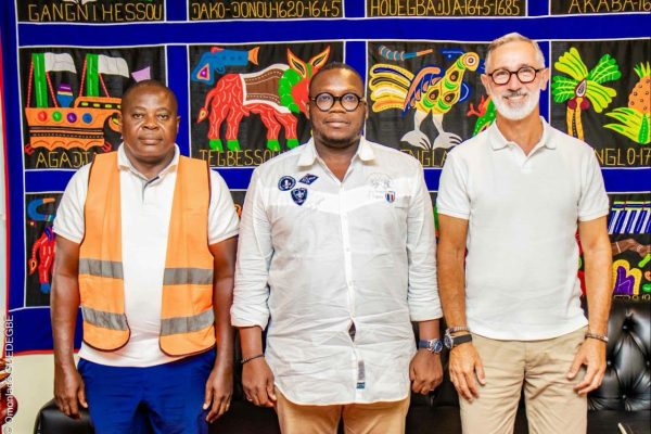 Hôtel Le Trône d&rsquo;Abomey : le maire Mètolé Franck Kpassassi mise sur les compétences locales pour l&rsquo;ouverture