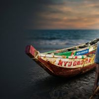Bénin : à Ouidah, « Apusomè » fait défiler l&rsquo;indigo entre création et mémoire